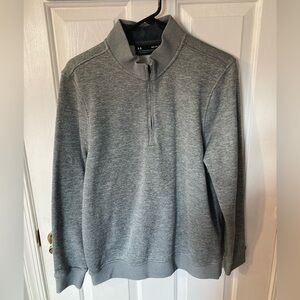 Under Armour Men’s Medium Loose Fit Cold Gear 1/2 zip